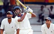 येरे गौड़ ने डोमेस्टिक क्रिकेट में काफी रन बनाए थे